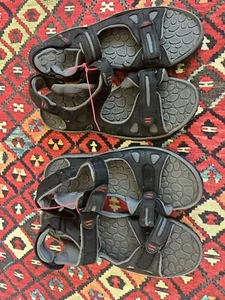 Calvin V 7414096 mens sandals but one get 2 sizes 12 and 13 - Picture 1 of 4