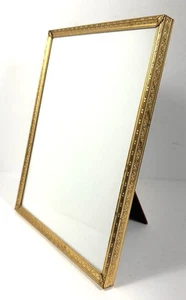 Vintage Bilderrahmen aus geätztem Messing 8”x10” goldfarben • stehend • MCM • Cottagecore - Bild 1 von 6