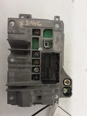 Chrysler Pacifica 2019 receptor de radio compatible con pantalla táctil de 8,4" con navegación Foto 1 de 4