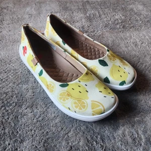 NUOVE scarpe slip on Uin donna 8,5 tela limone giallo bianco suola leggera - Foto 1 di 10