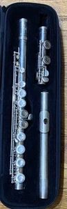 MASSIVE STERLING GEMEINHARDT ELKHART, INDIANA M2S FLÖTE MIT ETUI KLINGT SUPER - Bild 1 von 6