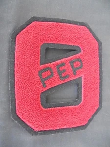 Vintage Omak, WA Chenille Pep Club Letter for High School Letterman's Jacket - Photo 1/2