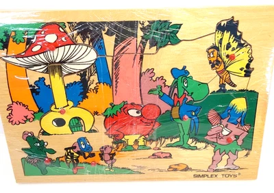 Vintage Simplex Wooden Puzzle - Rare Whimsical Forest Scene, Made in Holland - Image 1 of 4