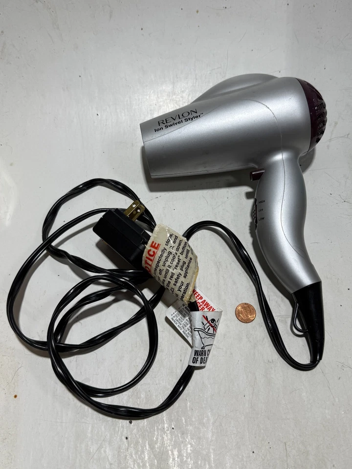 Secador de pelo portátil de viaje Revlon Ion Styler modelo RV461 1875 vatios Foto 1 de 4