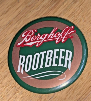 Prendedor promocional vintage de cerveza de raíz Berghoff - BERGHOFF RESTAURANTE CHICAGO Foto 1 de 2