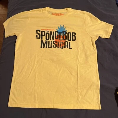 The SPONGEBOB SQUAREPANTS NICKELODEON Musical Camiseta Cantautores Juventud Grande Foto 1 de 3