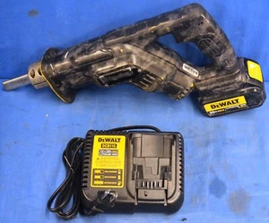 Equalizer BlackHawk WINDSHIELD REMOVER W/20V MAX 3.0AH BATTERY AND CHARGER - Picture 1 of 5
