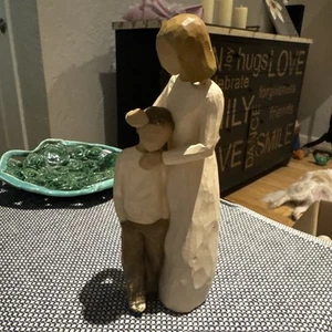 Willow Tree Mother and Son, Sculpted Hand-Painted Figure 26102 - Picture 1 of 5