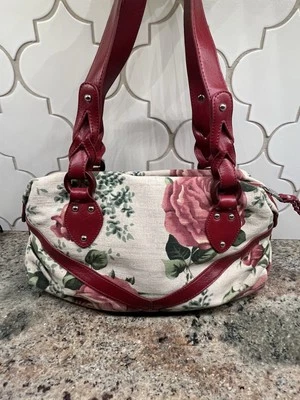 Cartera Stone Mountain* Tapiz* Floral/ROSAS Lona Patrón/Correas y Acentos ROJOS Foto 1 de 4