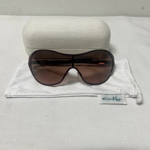 Original Unisex Oakley Sunglasses Model # 004039-01 w/case and bag - Picture 1 of 14