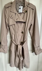Neu mit Etikett Gap khakifarbener Damen-Trenchcoat mit Gürtel Größe: Small - Bild 1 von 3