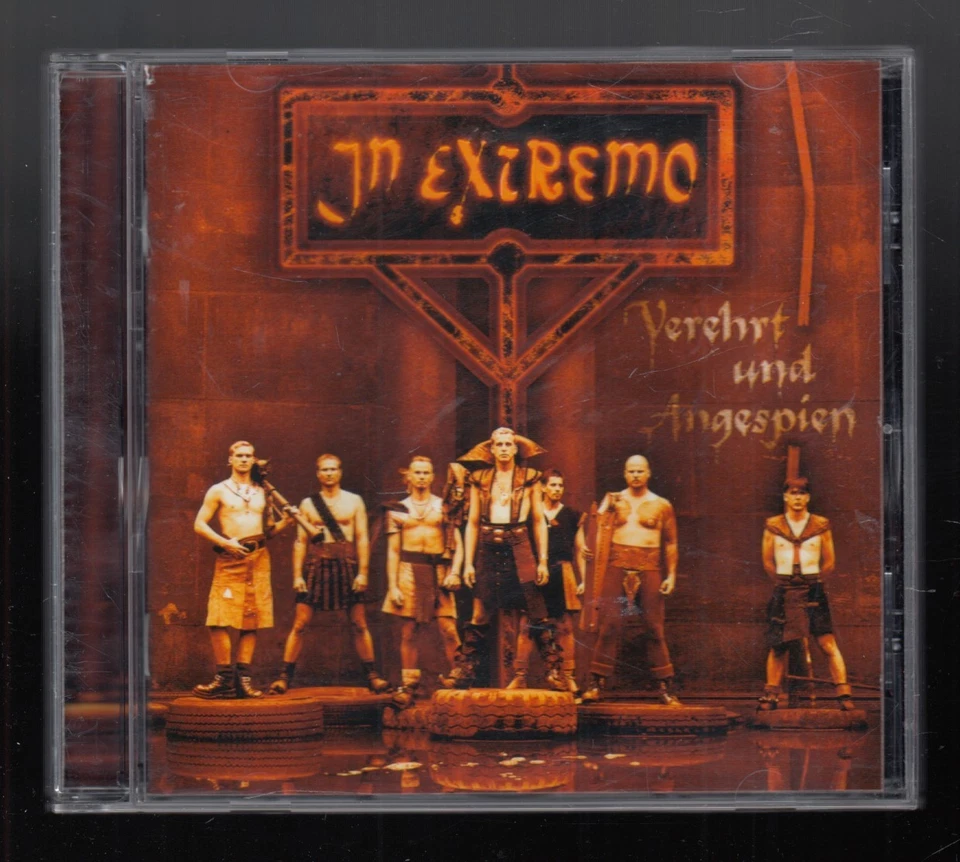 In Extremo -  Verehrt und Angespien (Audio-CD) - Bild 1 von 1