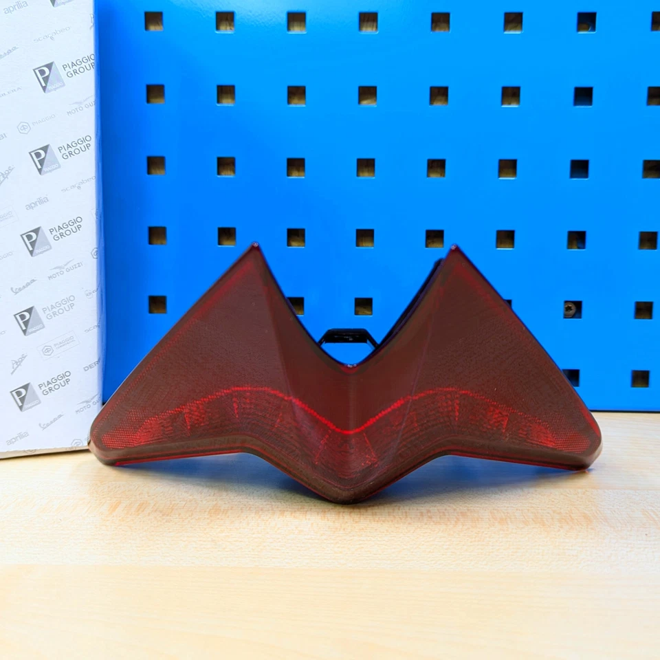 Luz trasera original para Aprilia RS Tuono 660 luz trasera luz de freno luz trasera