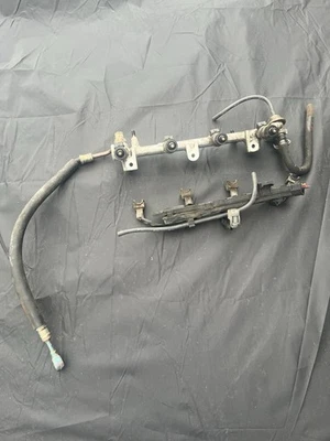 OEM Honda Prelude B20A5 Fuel Rail w/ FPR & Fuel Line 1988-91 - Image 1 of 4
