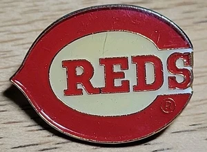 Vintage 1985 Cincinnati Reds Logo MLB Major League Baseball Lapel Hat Pin - Picture 1 of 7