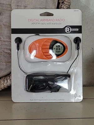 New- NIB - Radio Shack Digital Armband Jogger Radio AM/FM 1201519 with ear buds - Image 1 of 2