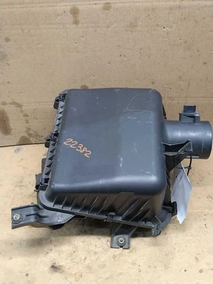 Used Air Cleaner Assembly fits: 2017 Infiniti QX80  Grade A - Image 1 of 4