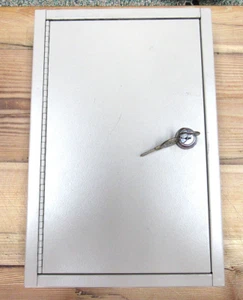 HPC Kekab Key Hanging Lock Box Security Control System 32 Slots GOOD CONDITION - Picture 1 of 3