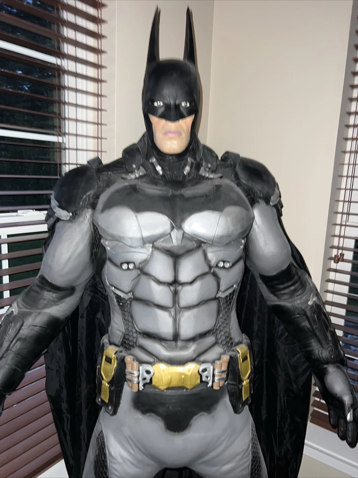 Neca DC Batman Arkham Knight Figura Batman Tamaño Natural Espuma 7 Pies Raro 🦇 🔥 🦇 🔥 Foto 1 de 4