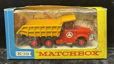 MATCHBOX KINGSIZE #K-19 SCAMMELL TIPPER TRUCK, NEAR-MINT MODEL/GOOD WINDOW BOX - Image 1 of 4