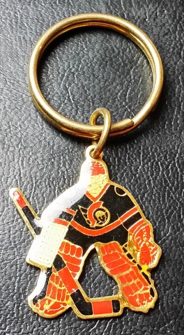 Ottawa Senators Keychain Hockey Pin - Official NHL Product Cover