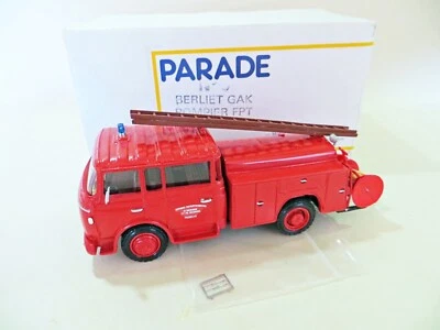 PARADE MOMACO Nº 9 'BERLIET GAK POMPIER FPT CAMIÓN DE BOMBEROS' 1:50. EN CAJA. RARO. Foto 1 de 4