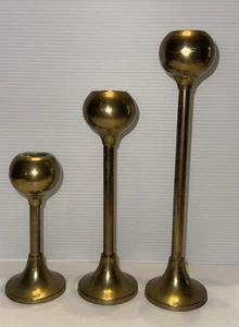 Vintage MCM Scandinavian Style Modern Brass Tulip Candle Holders Set Of 3 - Bild 1 von 4