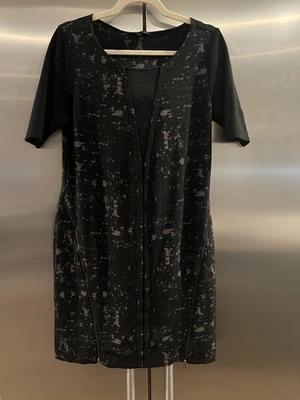 Elie Tahari Design Nation Shift Dress Size M Black Zipper/Mesh Accents - Image 1 of 4