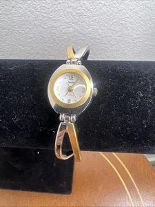 Annibel Women’s Dainty Two Tone Watch. Gold Silver. Runs Great New Battery. - Picture 1 of 11