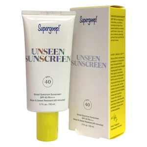 Protector solar invisible Supergoop, FPS 40 PA+++ amplio espectro, 1,7 fl. oz./50 ml - Imagen 1 de 3