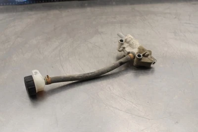 Polaris Hawkeye 300 2007 4x4 freno trasero cilindro maestro con depósito W817 Foto 1 de 4