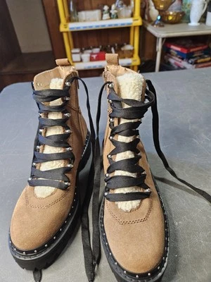 Steve Madden Botas Rainier/Rain 15S1 Botas sin usar 7M Cremallera y corbata, cuero imitación piel Foto 1 de 4