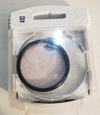 Tiffen SKY 1A 52mm Lens Filter Skylight USA - Image 1 of 4