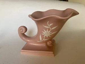 Vintage Abingdon Art pottery Pink Cornucopia Excellent Condition  - Picture 1 of 7