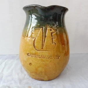 * CAISSE D'EPARGNE ECUREUIL PICHET A EAU GRES PERSO CASTELNAUDARY 15.5 cm de H - Picture 1 of 5
