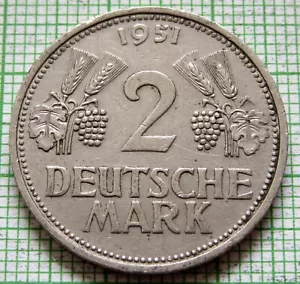 GERMANY POST-WWII FEDERAL REPUBLIC 1951 D 2 DEUTSCHE MARK km# 111 one year type - Picture 1 of 6