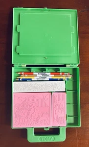 1982 - Cabbage Patch Kids Storybook Kit by TOMY w/ 15 Double Sided Plates!! - Picture 1 of 11