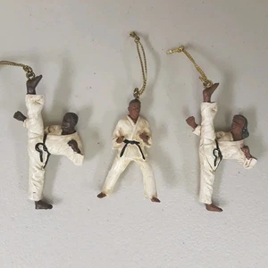 Kampfsport Christbaumschmuck oder Tortenaufleger schwarz Gürtel 3er Set Karate - Bild 1 von 11