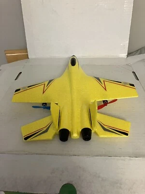 SU-27 RC Plane 2.4G 2CH  Jet  HW-33 Yellow 3.7V Batteries 2 Powerful Motors - Image 1 of 4