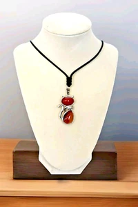Red Agate Quartz Cat Pendant 15” Black Nylon Cord Necklace - Picture 1 of 7