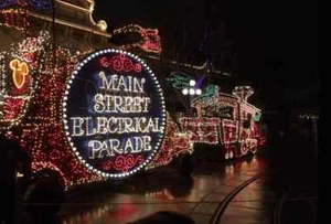 Walt Disney World Main Street Electrical Parade 1985 DVD - Foto 1 di 1