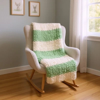 Manta de Navidad de felpa gruesa hecha a mano verde menta y blanco Foto 1 de 4