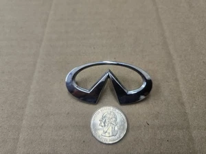 Infiniti OEM 2 3/8" Horn Button Pad Steering Wheel Emblem Badge Logo Nameplate  - Foto 1 di 3