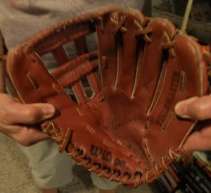 Guante Wilson Ron Guidry New York Yankees "Derecho" Modelo A2635 - Usado - Imagen 1 de 4