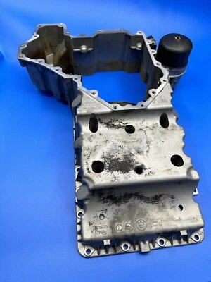 09-19 BMW 550i 550iGT 650i 750i (F01 F06 F07 F10) 4.4L N63 MOTOR CÁRTER DE ACEITE SUPERIOR Foto 1 de 4