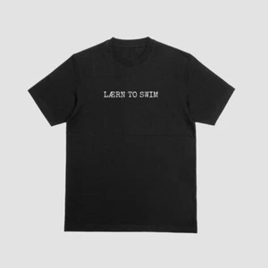 Camiseta Lærn to Swim Unisex 100% Algodón Aprende a Nadar Bahía de Arizona - Imagen 1 de 4