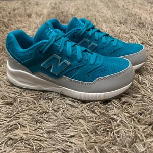 New Balance 530 Kids Size 4 Turquoise Suede Grey KL530CGG Running Sneaker GUC - Picture 1 of 5