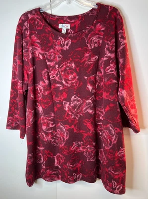 Suéter túnica roja floral manga 3/4 denim elástico D&CO para mujer talla 1X y CO. Foto 1 de 4