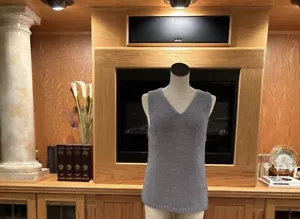 Liz Clayborn Lavender Woman’s Acrylic Blend Textured V-Neck Knit Tank Top Sz L - Picture 1 of 7
