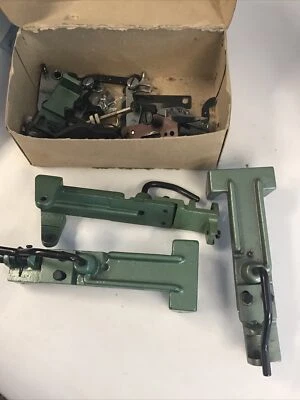 Brother Industrial Button Sew Sewing Machine Clamps B917    REF264 - Image 1 of 4